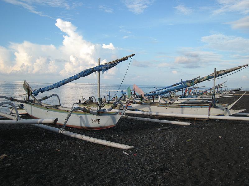 trip_bali 245 - amed port 
